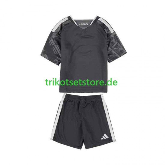 Leeds United 2026-2027 Kinder Trikotset Ausweich Kurzarm