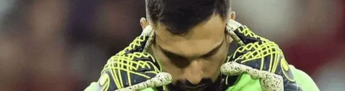 Liverpools Absicht sich für Mamadashvili zu bewerben?