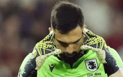Liverpools Absicht sich für Mamadashvili zu bewerben?